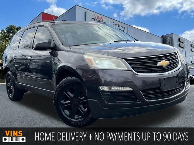 used 2015 Chevrolet Traverse car, priced at $7,300