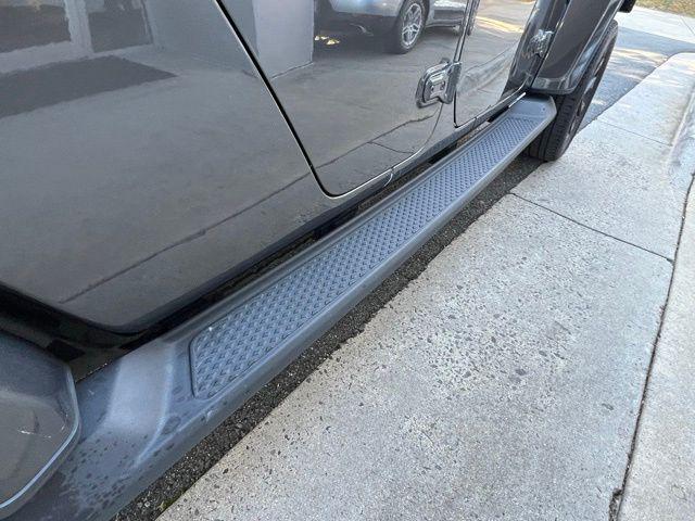 used 2021 Jeep Gladiator car, priced at $29,980