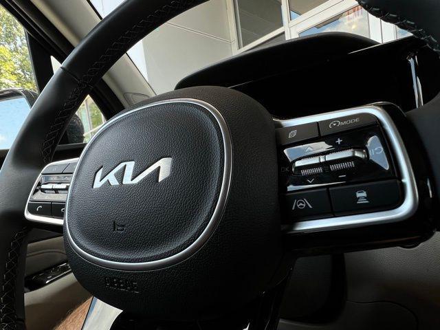 used 2023 Kia Sorento car, priced at $32,480