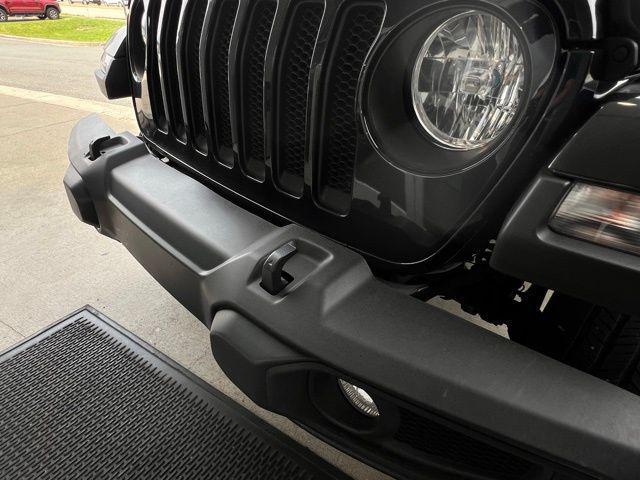 used 2022 Jeep Wrangler Unlimited car, priced at $32,980