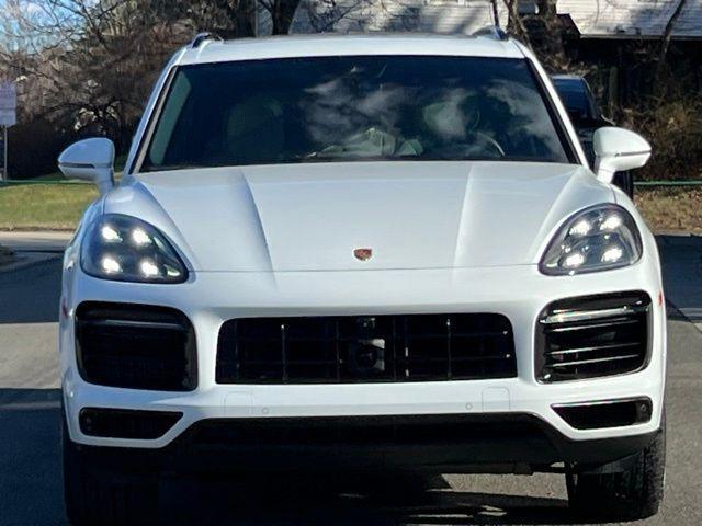 used 2021 Porsche Cayenne E-Hybrid car, priced at $53,980