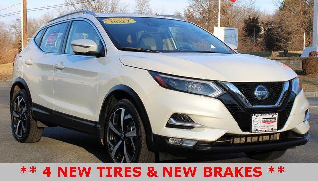 used 2021 Nissan Rogue Sport car, priced at $23,899