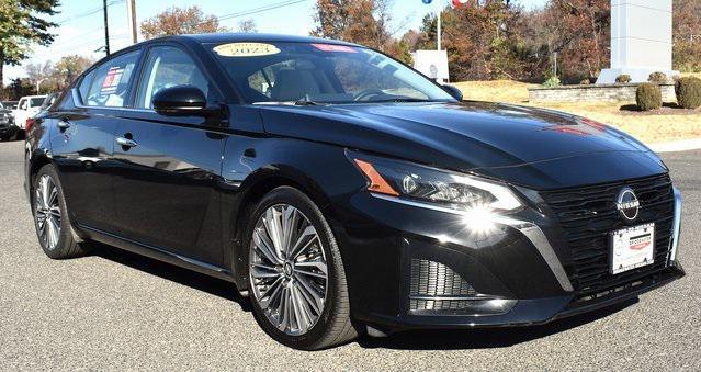 used 2023 Nissan Altima car, priced at $25,999