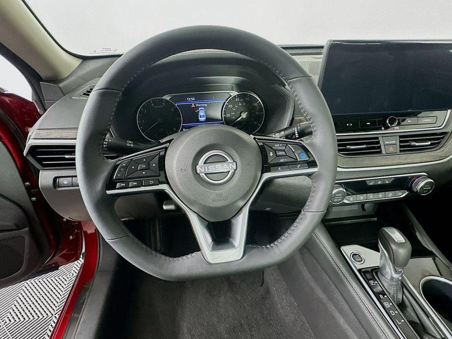 new 2025 Nissan Altima car, priced at $36,695