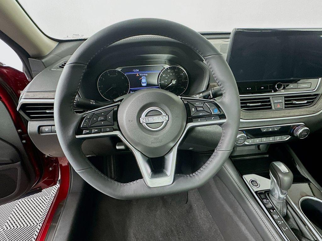 new 2025 Nissan Altima car, priced at $34,583