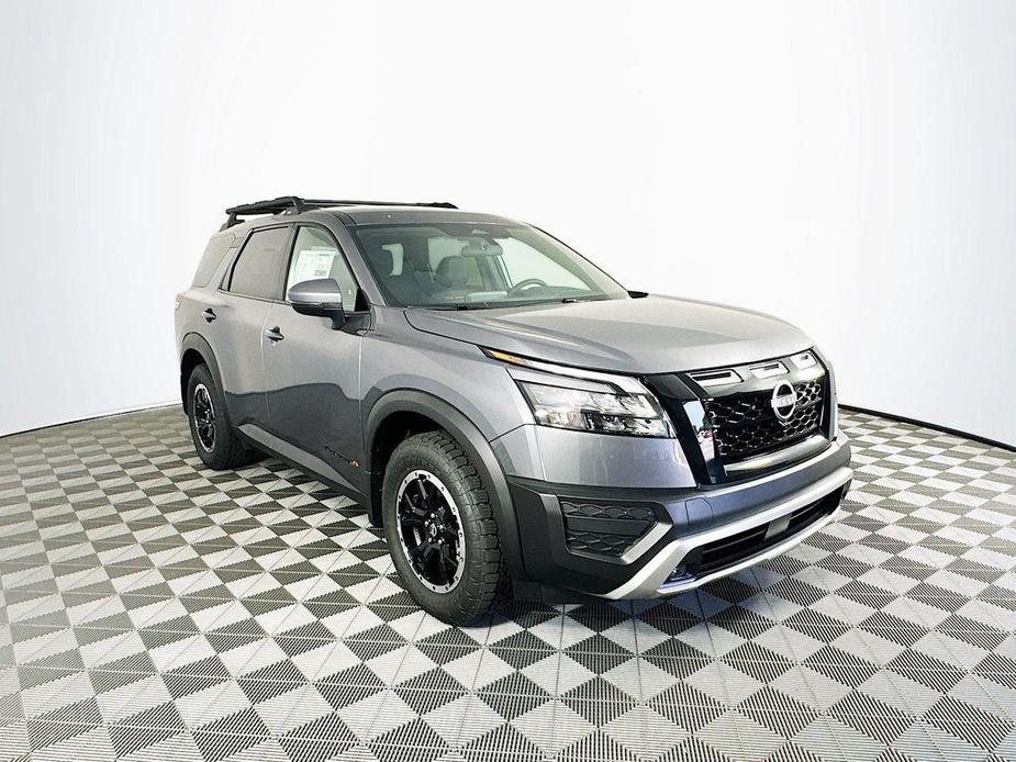 new 2024 Nissan Pathfinder car, priced at $43,092