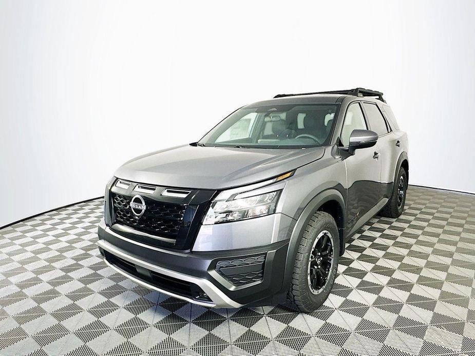 new 2024 Nissan Pathfinder car, priced at $43,092