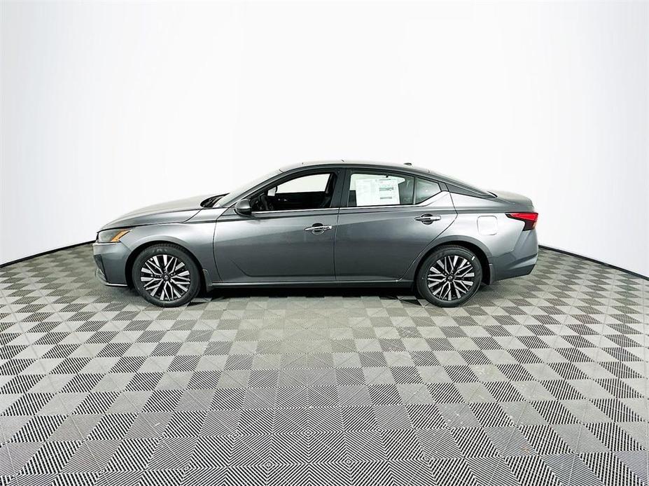 new 2024 Nissan Altima car, priced at $31,325