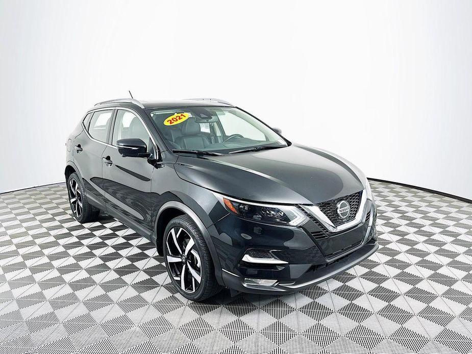 used 2021 Nissan Rogue Sport car, priced at $23,035