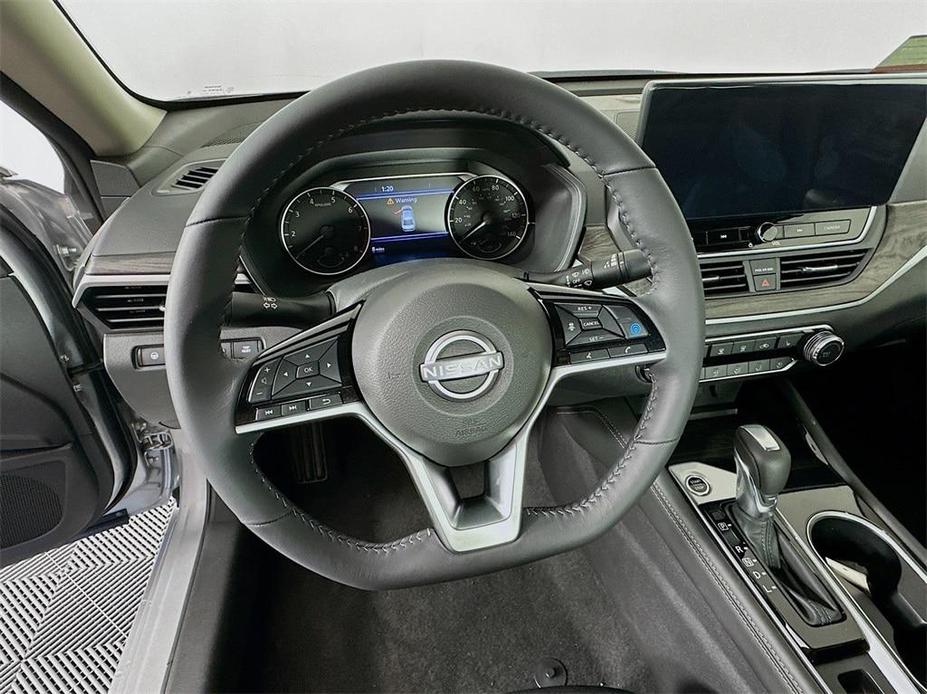 new 2024 Nissan Altima car, priced at $31,235