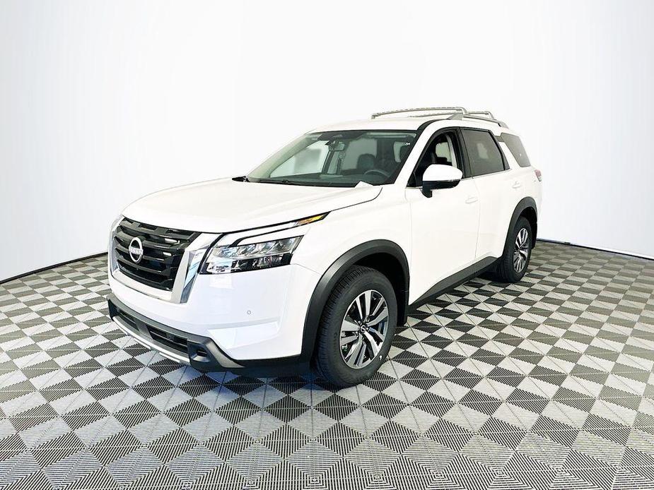 new 2024 Nissan Pathfinder car, priced at $44,412