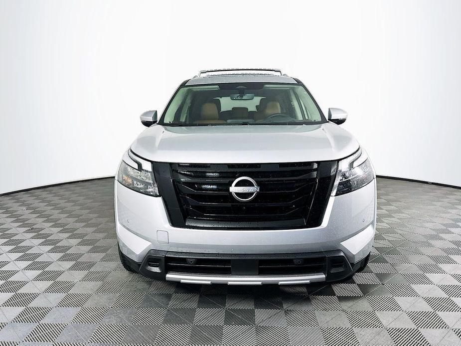 new 2025 Nissan Pathfinder car, priced at $55,090