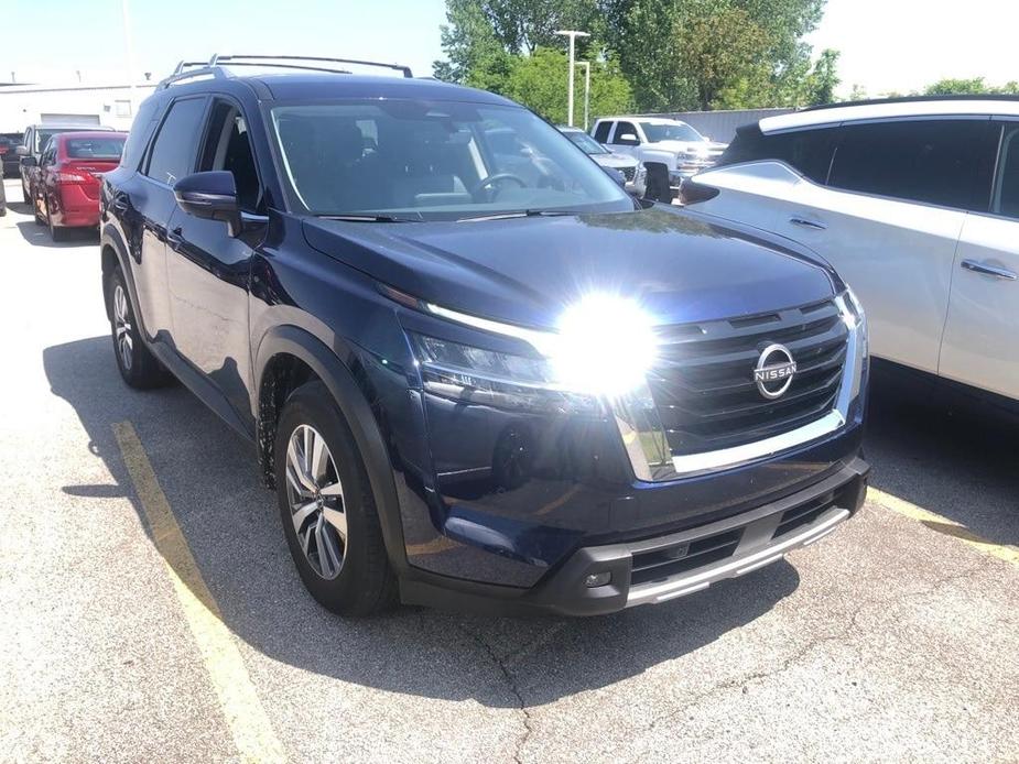 used 2023 Nissan Pathfinder car, priced at $35,915