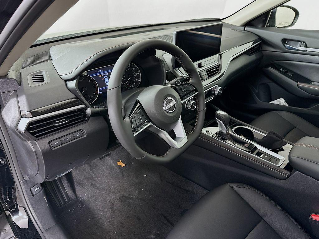 new 2025 Nissan Altima car, priced at $34,175