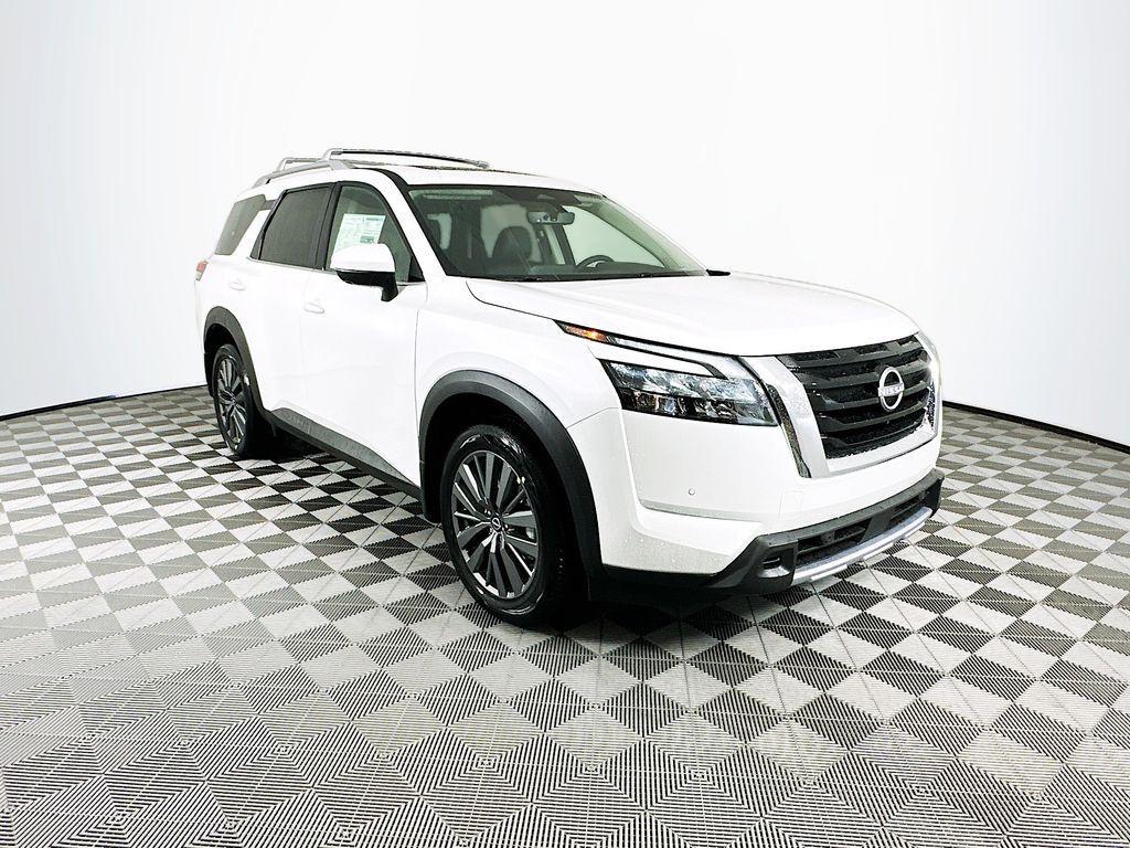 new 2025 Nissan Pathfinder car, priced at $51,115