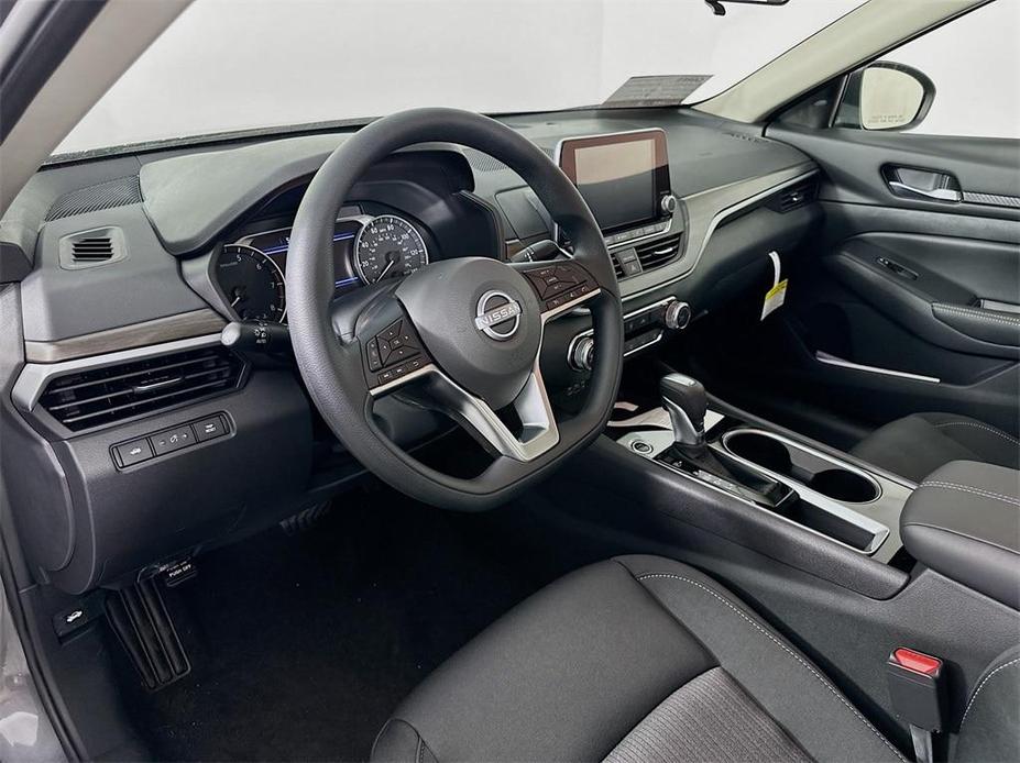 new 2024 Nissan Altima car, priced at $29,115