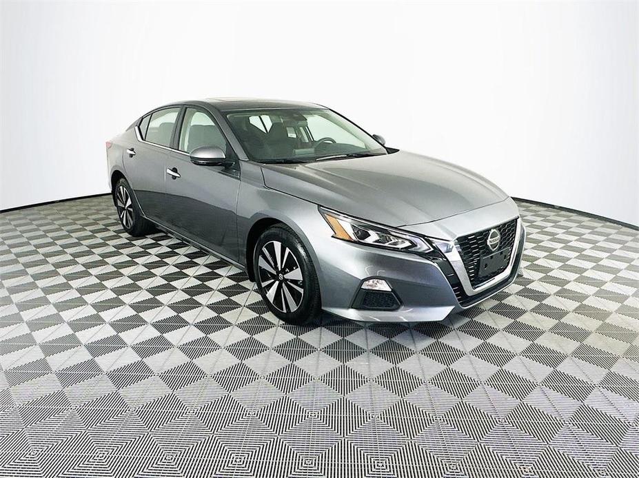 used 2022 Nissan Altima car, priced at $22,750