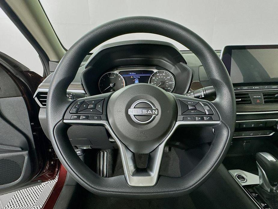 new 2025 Nissan Altima car, priced at $29,070