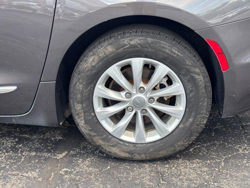 used 2018 Chrysler Pacifica car, priced at $14,985