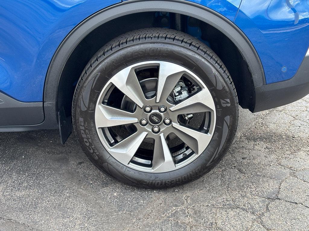 used 2023 Ford Escape car, priced at $31,069
