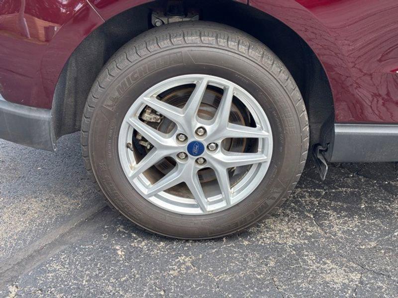 used 2022 Ford Edge car, priced at $27,807