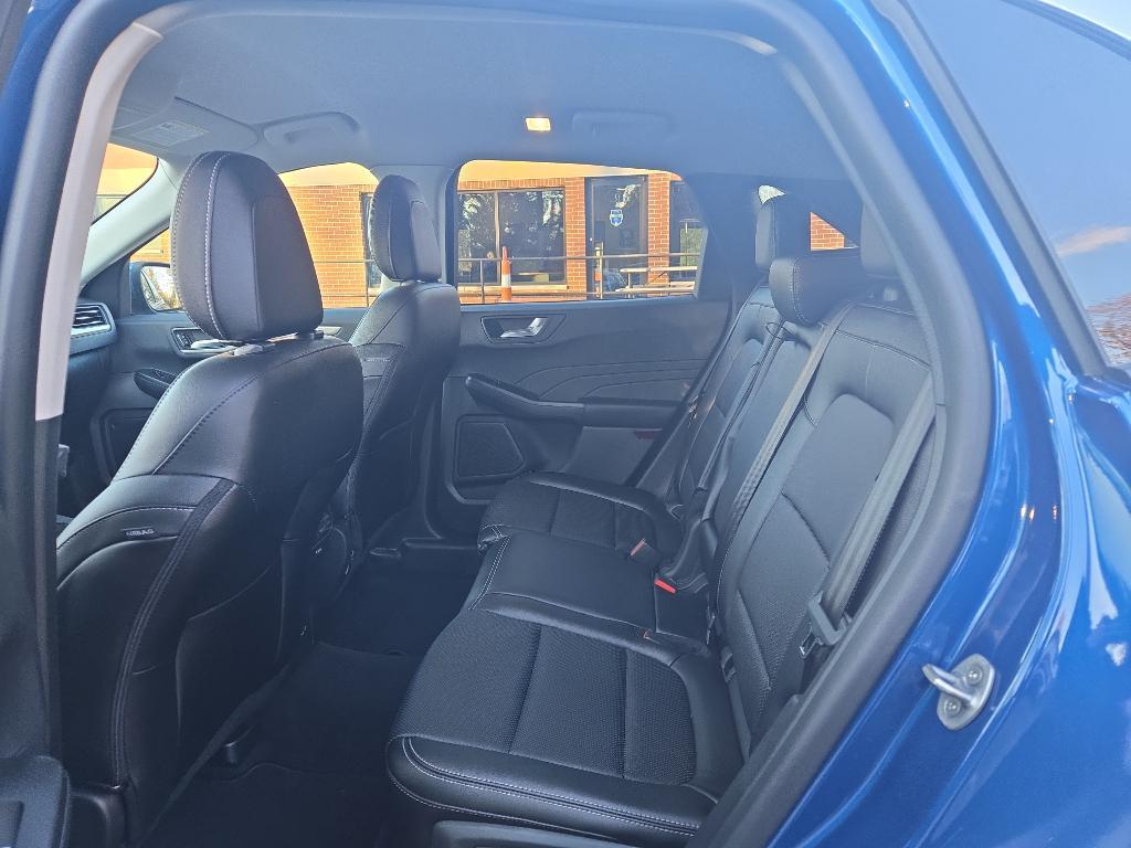 used 2022 Ford Escape car, priced at $25,986