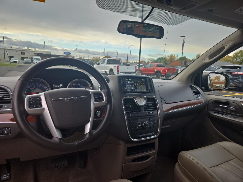 used 2014 Chrysler Town & Country car, priced at $3,999