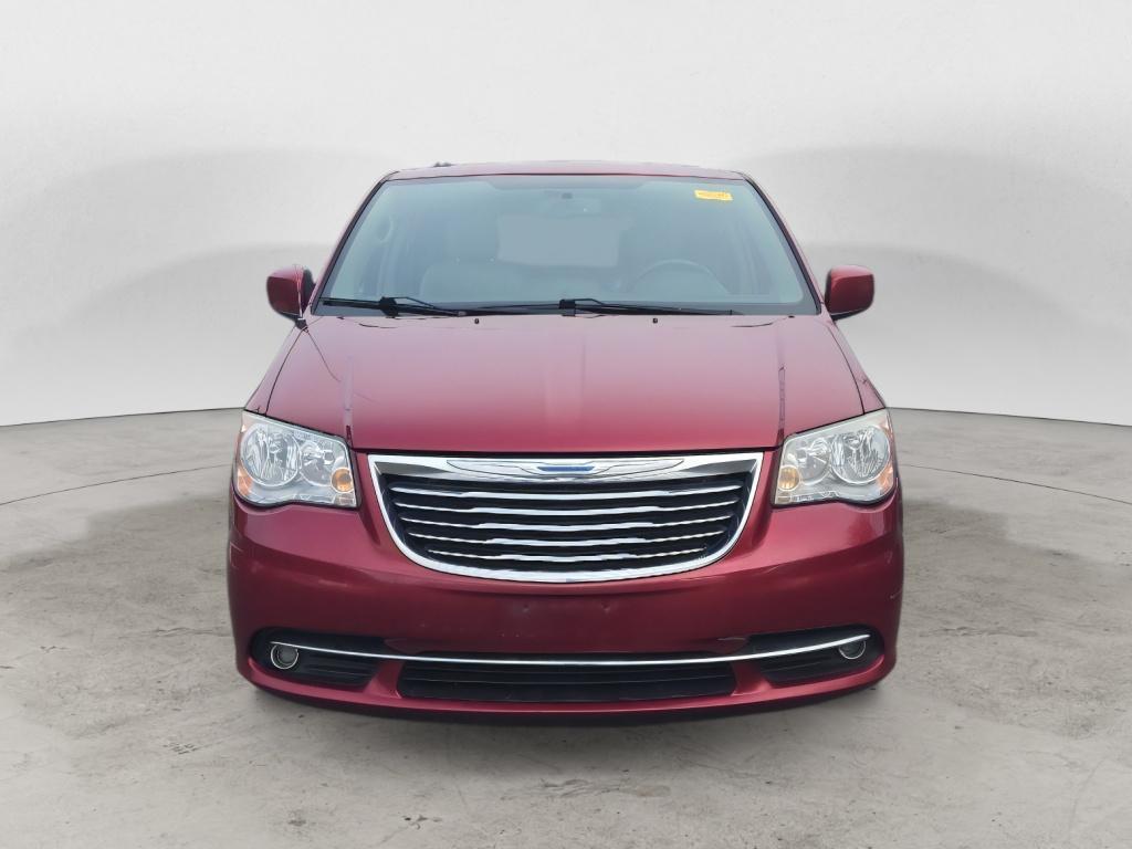used 2014 Chrysler Town & Country car, priced at $3,999