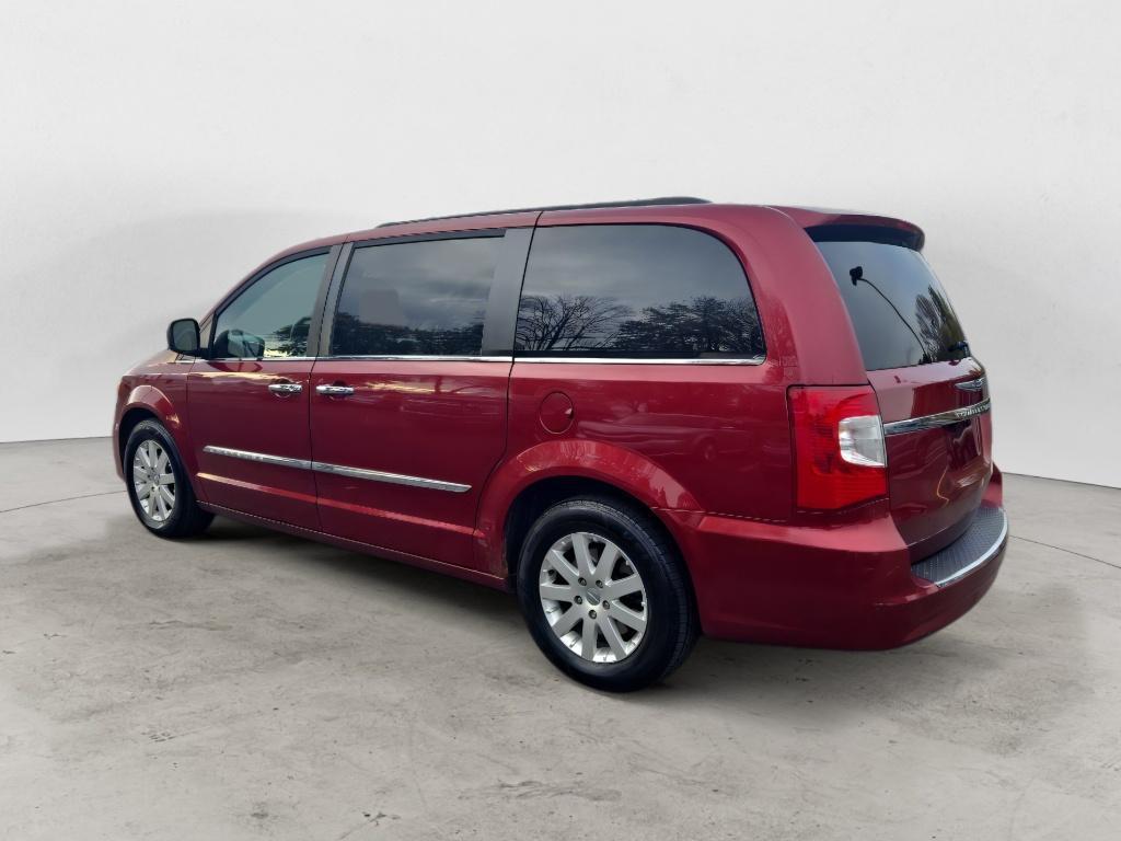 used 2014 Chrysler Town & Country car, priced at $3,999