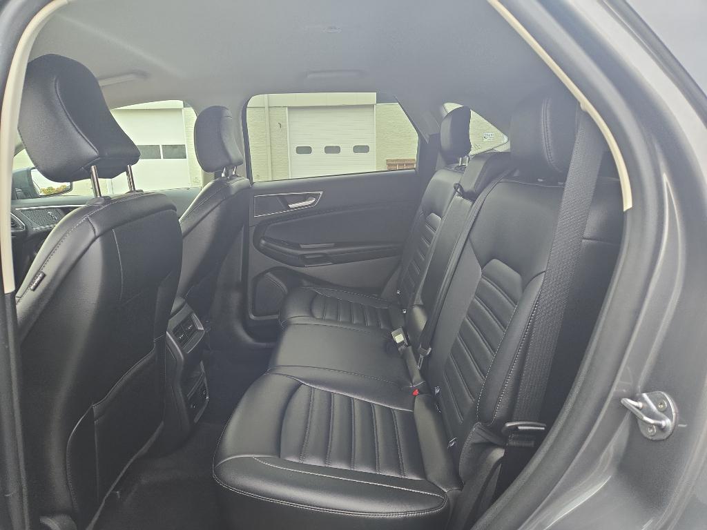 used 2024 Ford Edge car, priced at $28,289