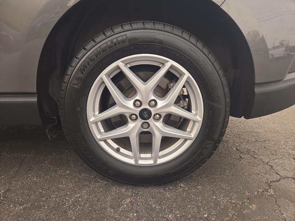 used 2024 Ford Edge car, priced at $28,289