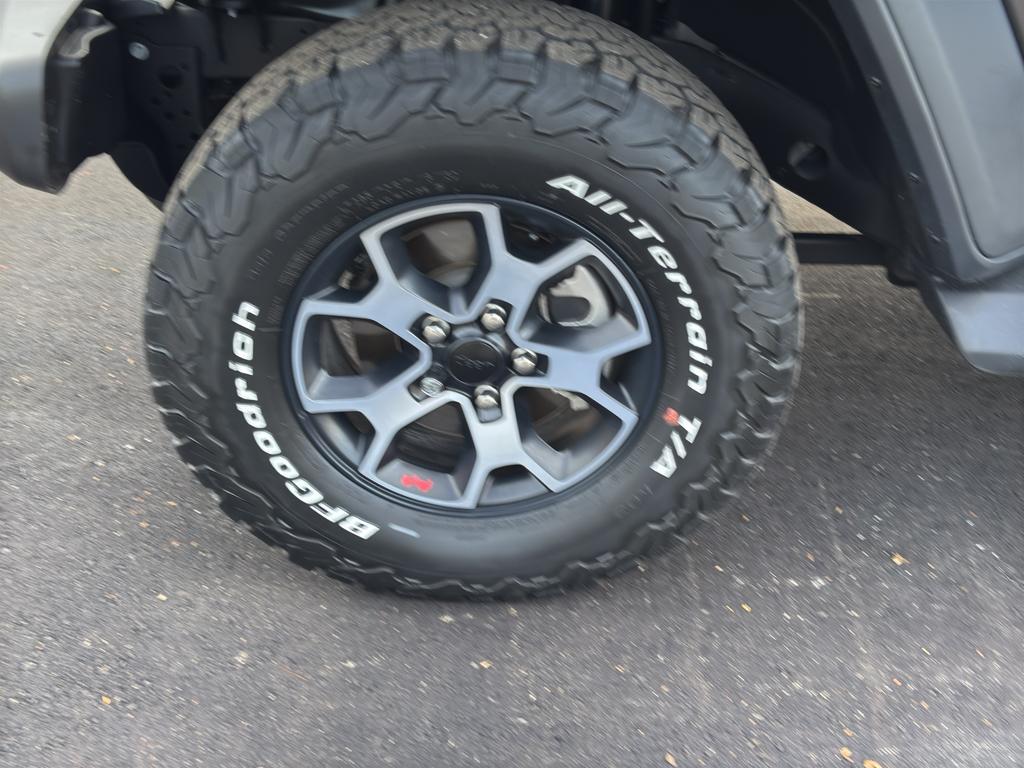 used 2022 Jeep Wrangler Unlimited car, priced at $39,491