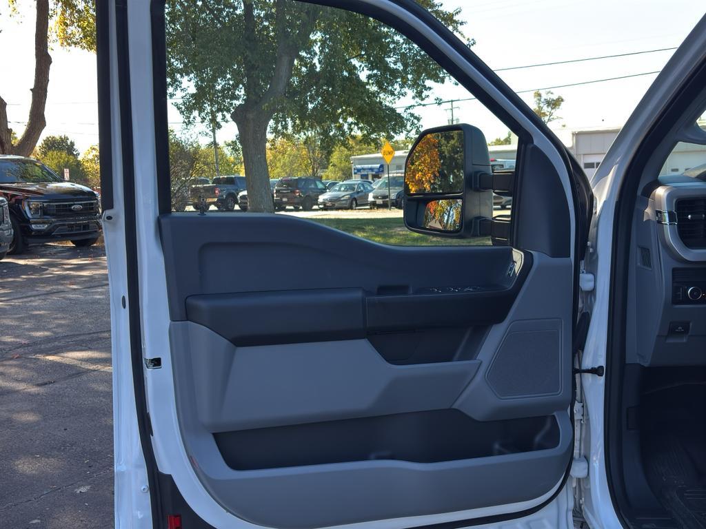 used 2024 Ford F-250 car, priced at $47,174