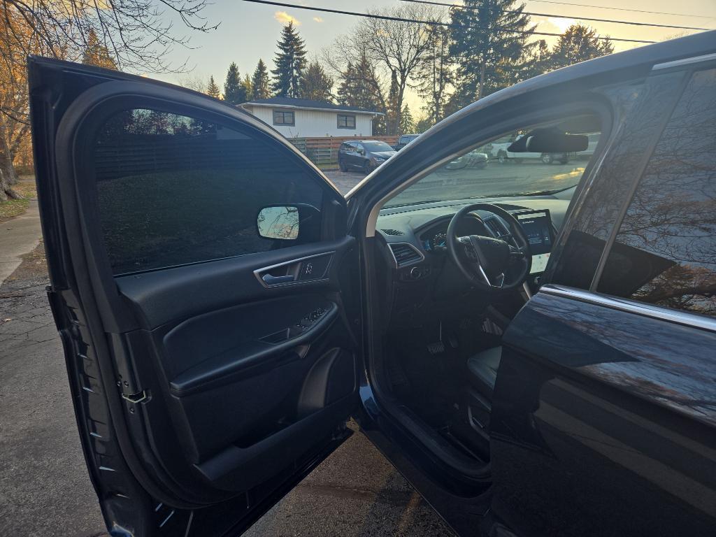used 2023 Ford Edge car, priced at $25,991