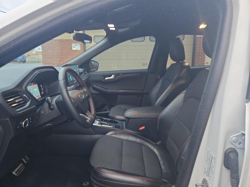 used 2023 Ford Escape car, priced at $24,626