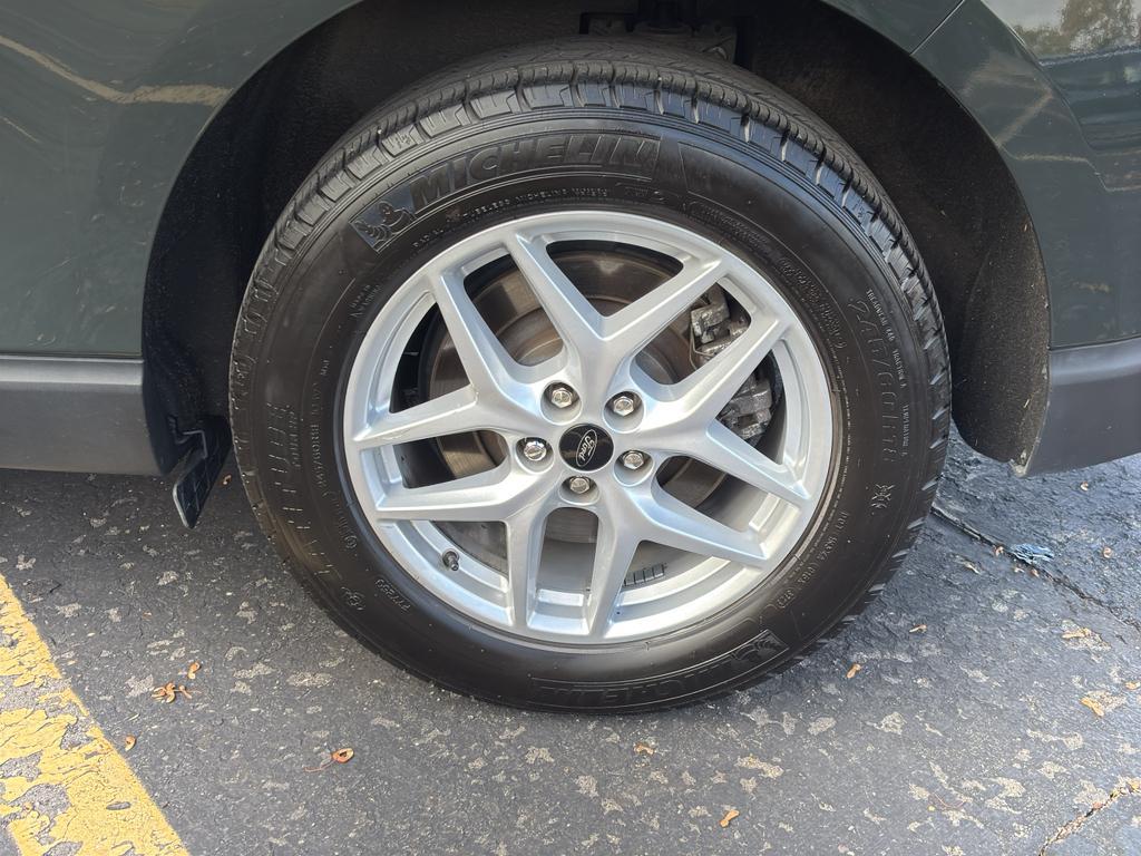 used 2024 Ford Edge car, priced at $26,903