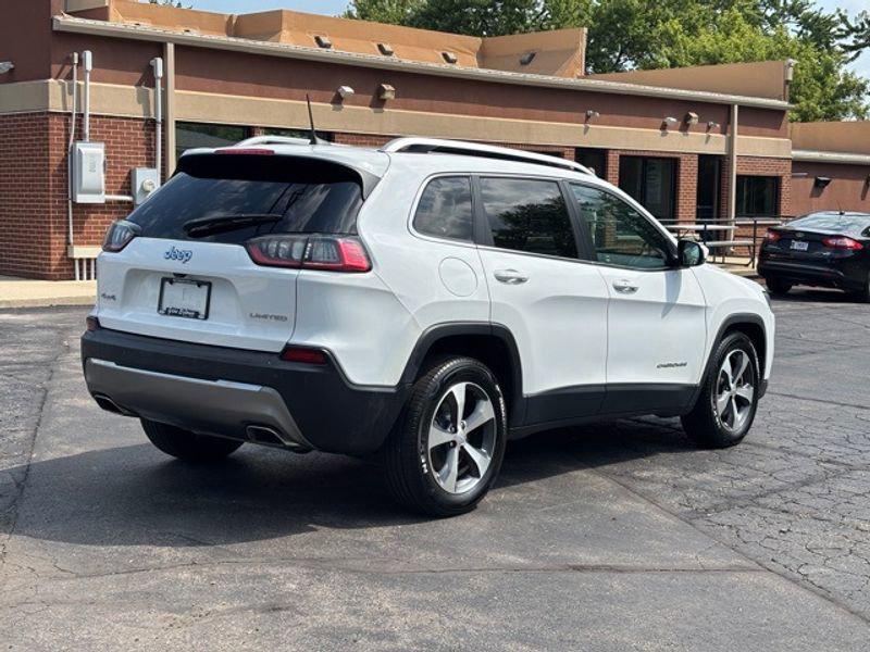 used 2020 Jeep Cherokee car, priced at $15,035