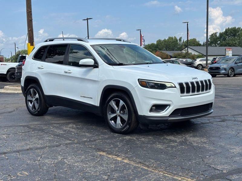 used 2020 Jeep Cherokee car, priced at $15,035