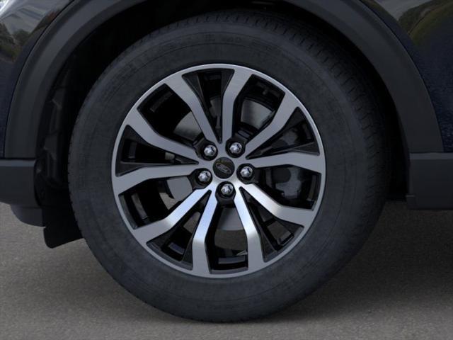 new 2025 Ford Explorer car, priced at $46,520