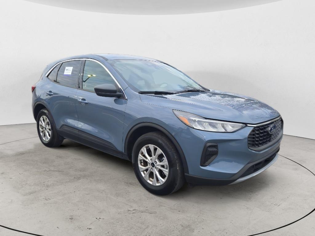 used 2023 Ford Escape car, priced at $24,725