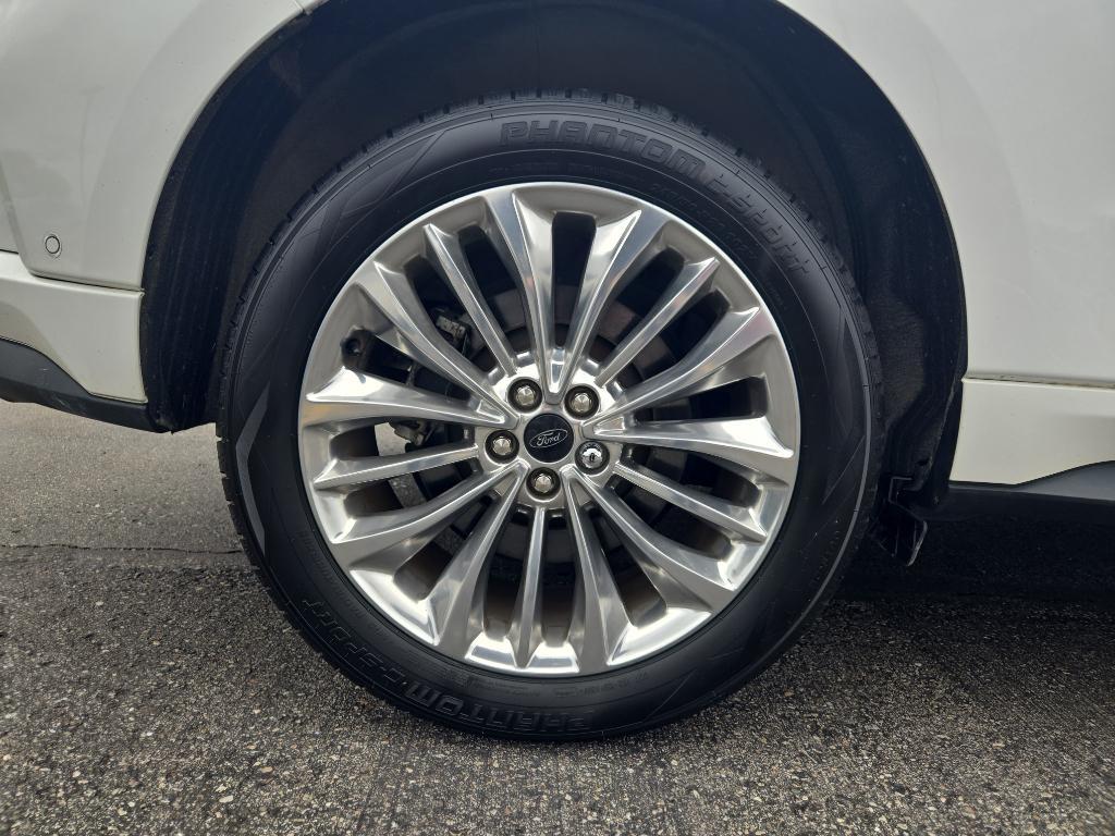 used 2022 Ford Edge car, priced at $24,967