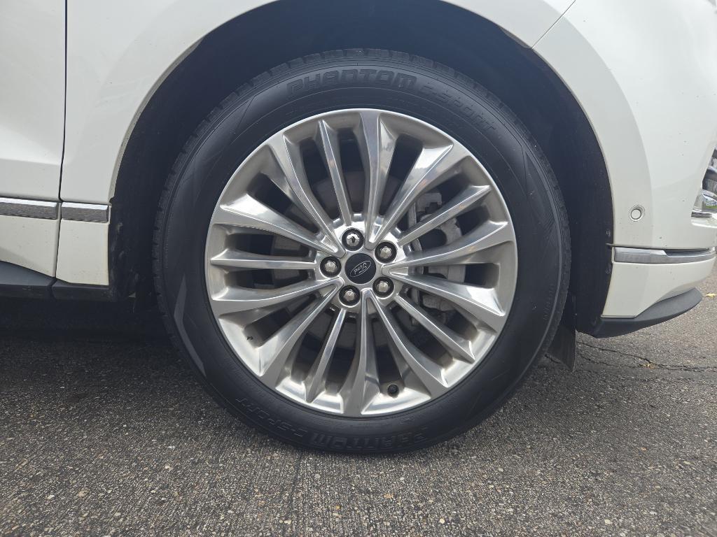 used 2022 Ford Edge car, priced at $24,967