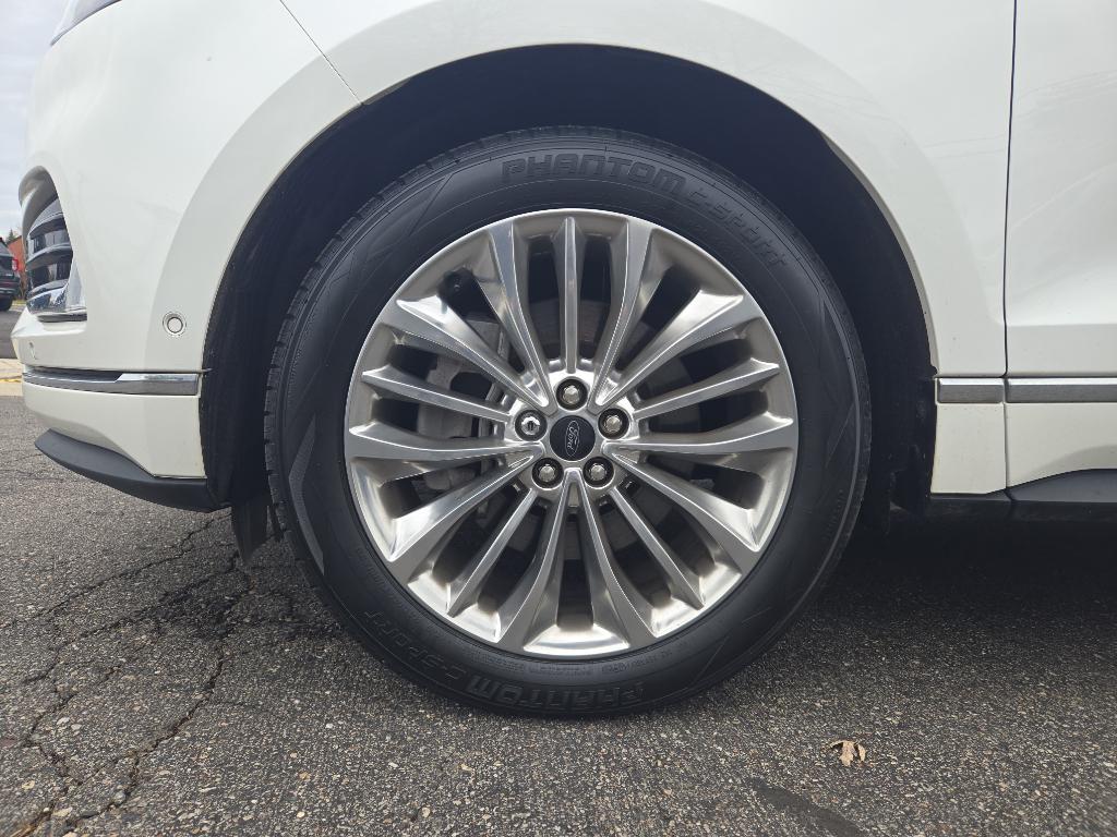 used 2022 Ford Edge car, priced at $24,967