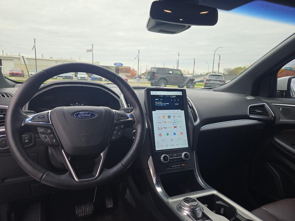 used 2022 Ford Edge car, priced at $24,967