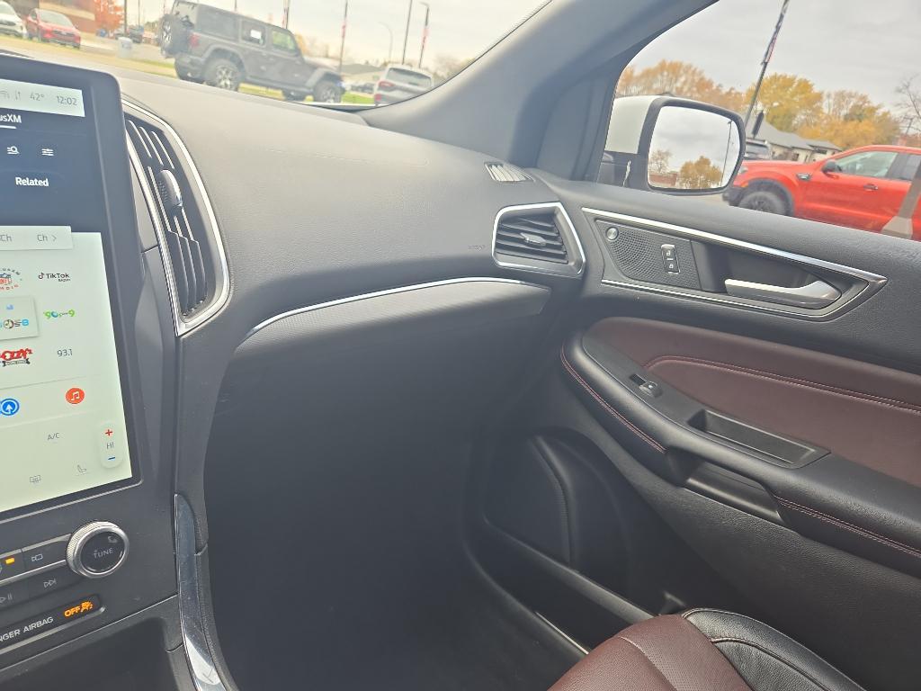 used 2022 Ford Edge car, priced at $24,967