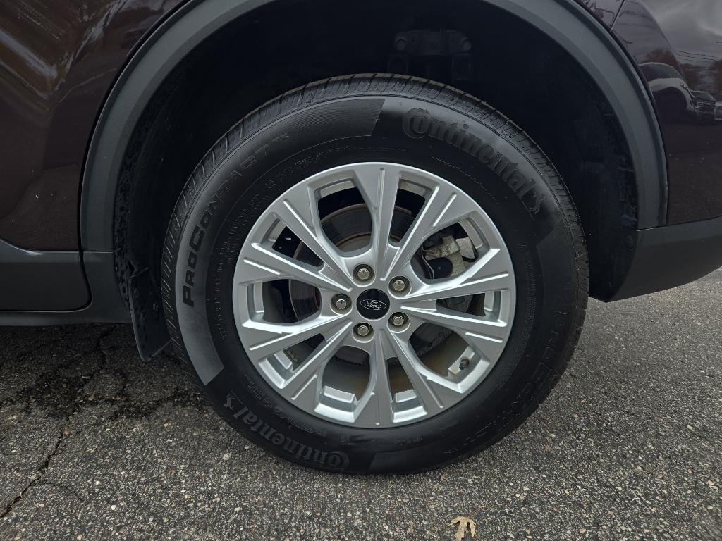 used 2023 Ford Escape car, priced at $22,467