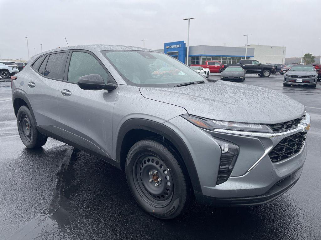 used 2025 Chevrolet Trax car, priced at $24,995