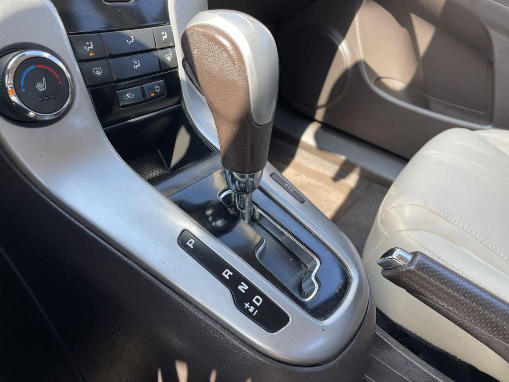 used 2015 Chevrolet Cruze car, priced at $10,999