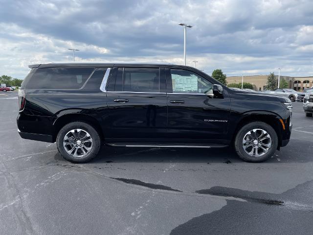new 2025 Chevrolet Suburban car, priced at $69,965