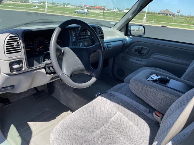 used 1996 Chevrolet Tahoe car, priced at $24,995